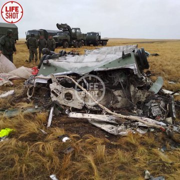 Two Russian Armoured Vehicles Destroyed Due To Mitakes During Airdrop Drill (Video, Photos)