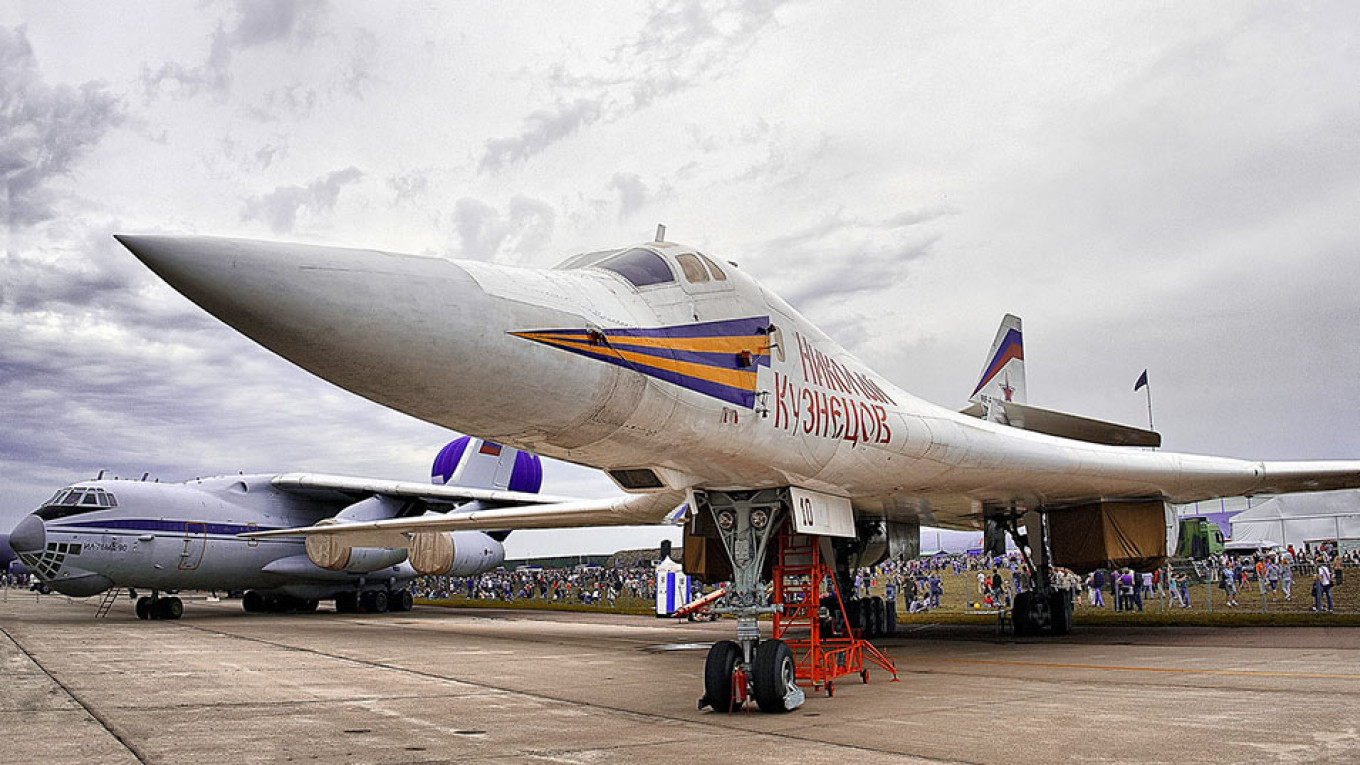 Russian Tu-160 Strategic Bombers Arrive In South Africa For First Time Ever