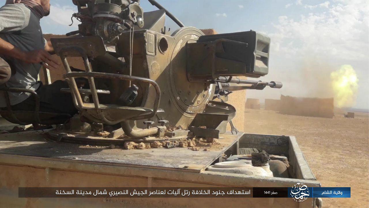 ISIS Terrorists Ambush Government Forces Convoy In Eastern Homs, Kill 17 Fighters (Photos)