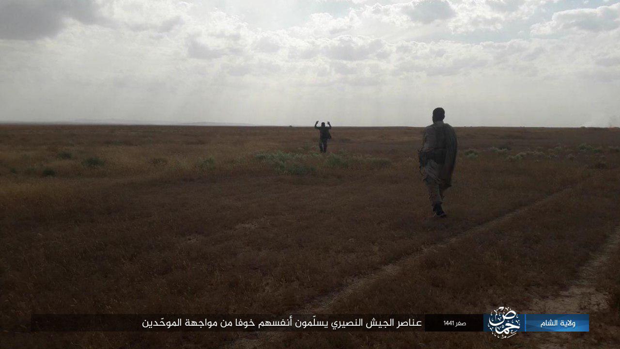 ISIS Terrorists Ambush Government Forces Convoy In Eastern Homs, Kill 17 Fighters (Photos)