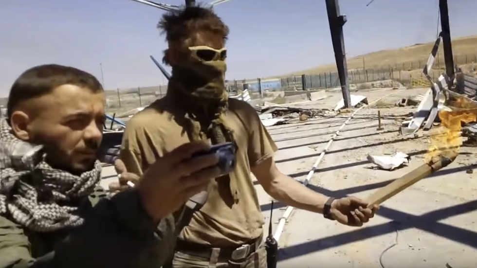 Hammered & Beheaded: Investigative Paper Wants Atrocities Of Alleged Russian Mercenaries In Syria Probed After Graphic Video