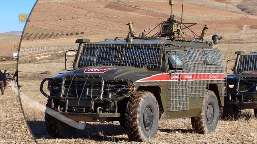 Russian Military Police Use Barbed Wire To Protect Their Vehicles From YPG Radicals