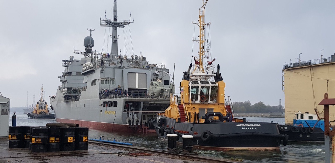 Russia's Second Project 11711 Large Landing Ship "Petr Morgunov" Enters Sea Trials