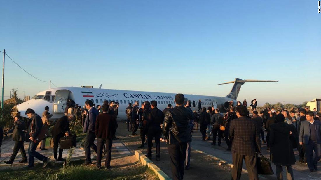 Iranian Passenger Plane Emergency Landed On Highway, All On Board Safe (Videos, Photos)