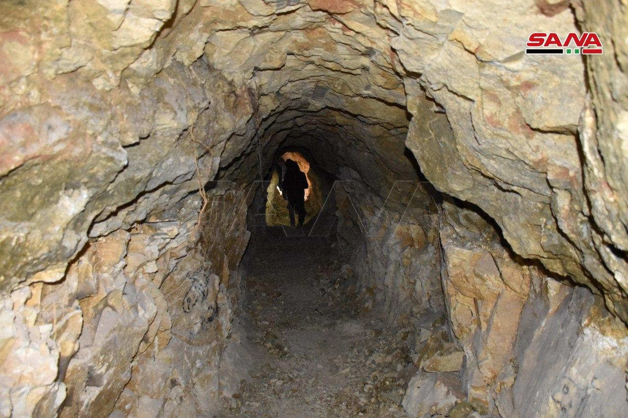 Syrian Army Uncovers Militants’ Tunnels, Caves In Ma`arat al-Nu`man (Video, Photos)