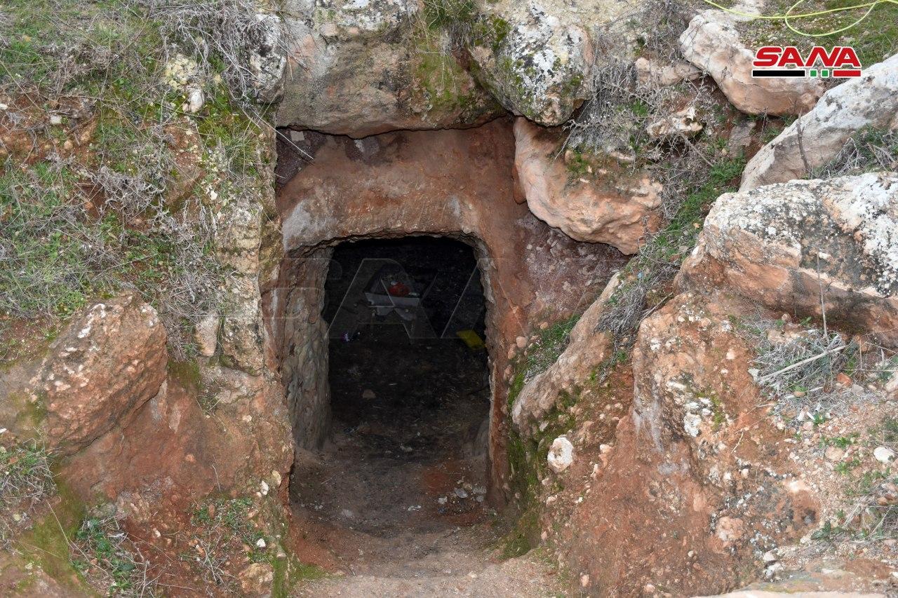 Syrian Army Uncovers Militants’ Tunnels, Caves In Ma`arat al-Nu`man (Video, Photos)