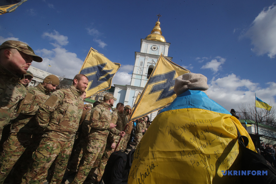 Ukrainian Radicals, Once Again, Sabotage Attempts At Reconciliation In Eastern Ukraine