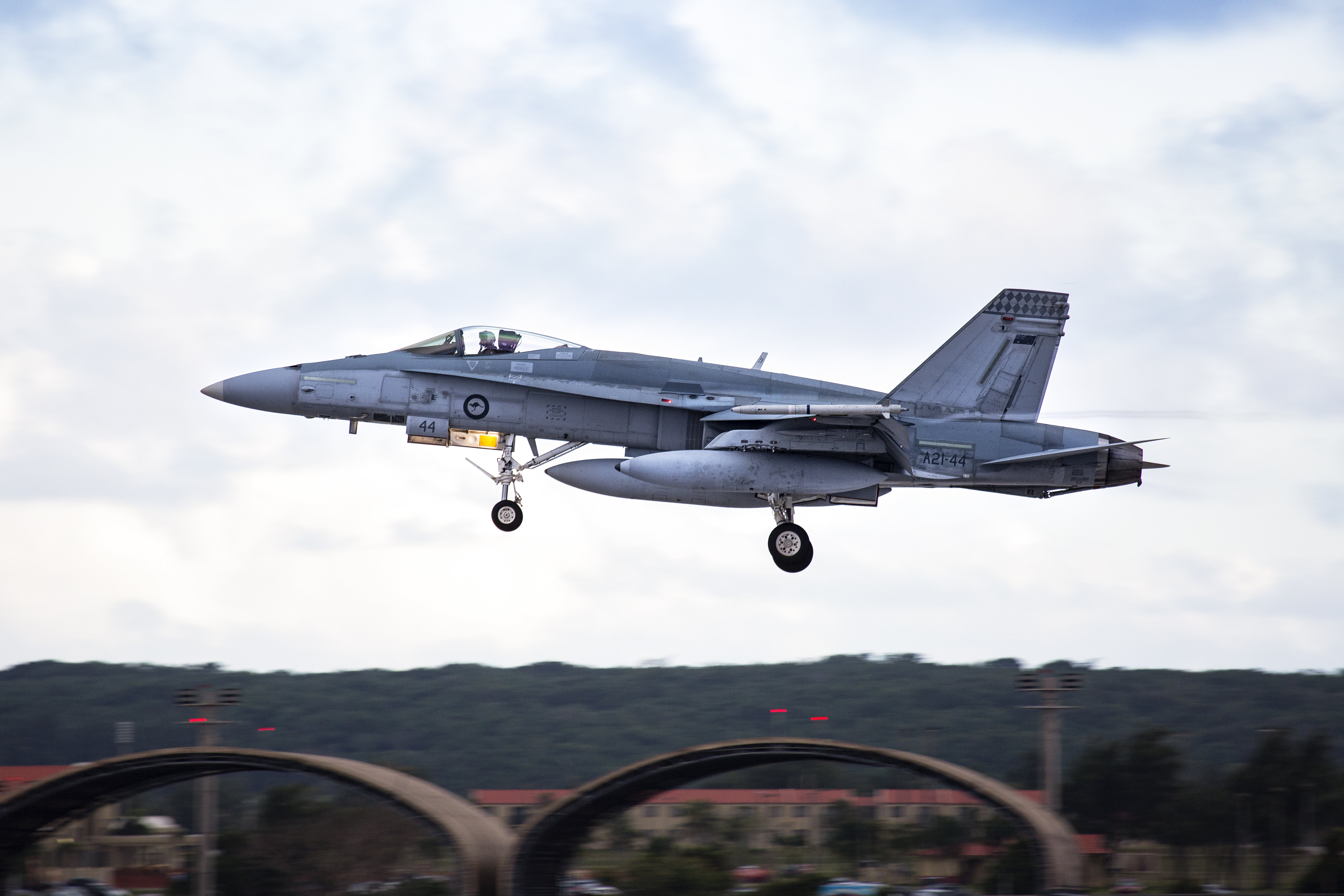 Australia To Sell Its Fleet Of F/A-18 Hornet Fighter Jets To U.S. Contractor