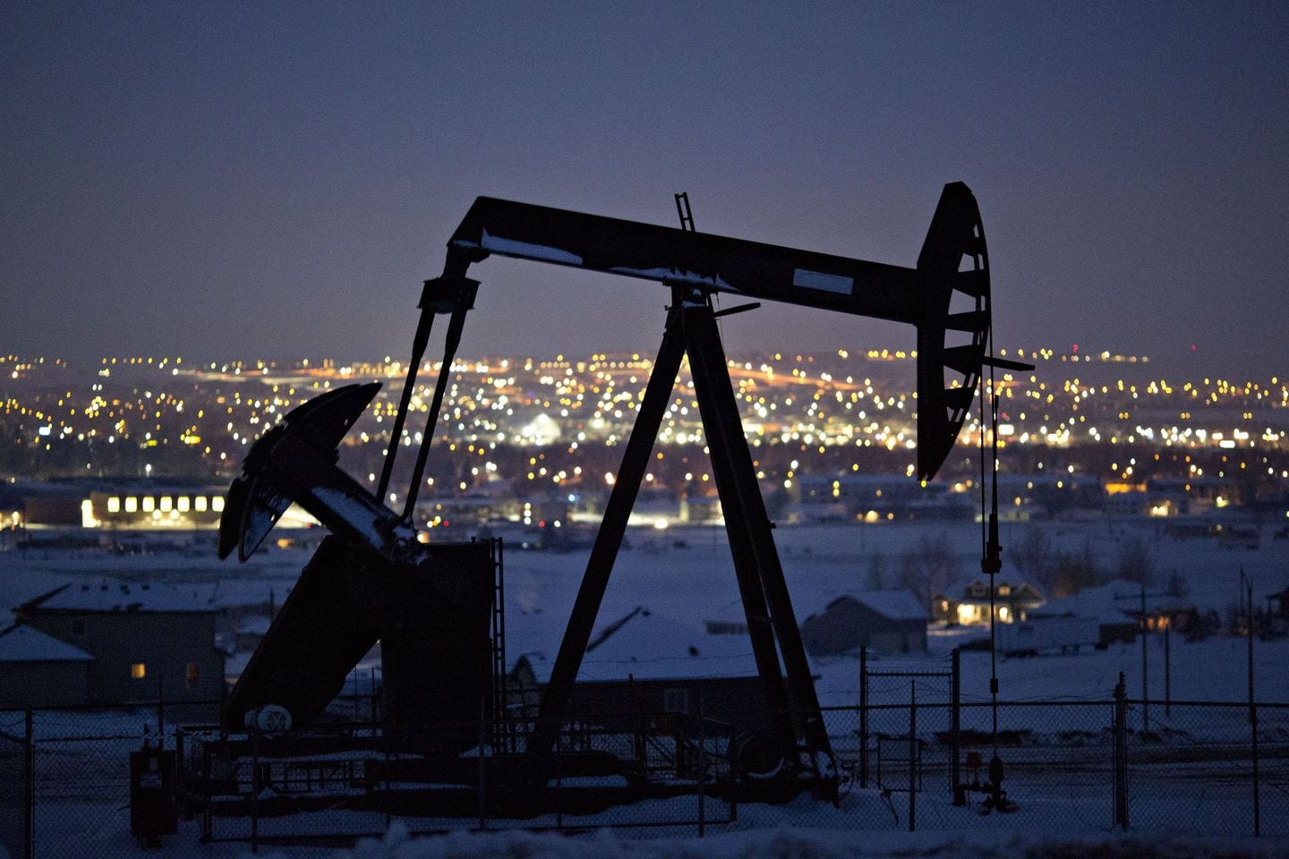 Oil Prices Plummet To Levels Unseen Since 1991 Gulf War