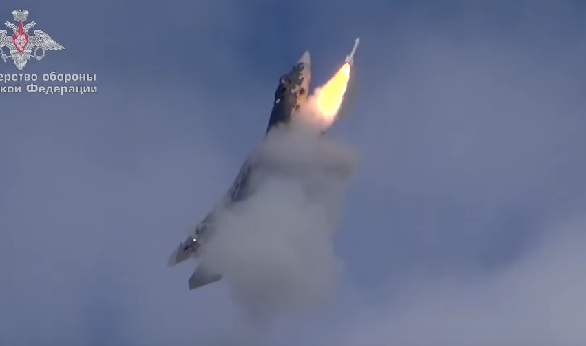 WATCH: Su-57 Stealth Jet Launches Air-To-Air Missile From Upright Position