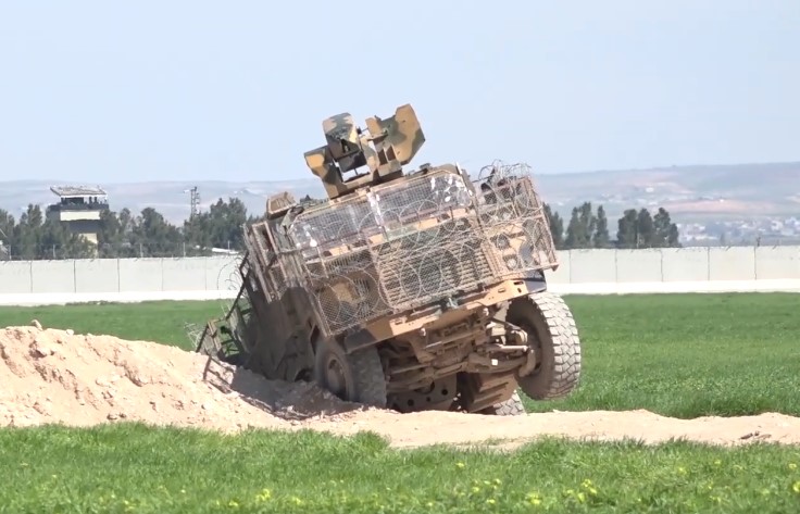 Turkish Armoured Vehicle Fell Into Ditch During Joint Patrol With Russians In Northeastern Syria (Video)