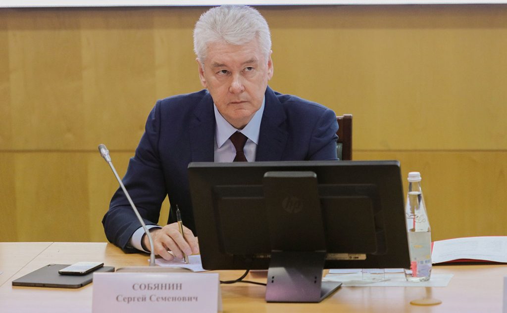 'Self-Isolation' Sobyanin Style: Moscow Authorities Introduce Virus Quarantine Passes Drastically Limiting Freedoms Of Residents