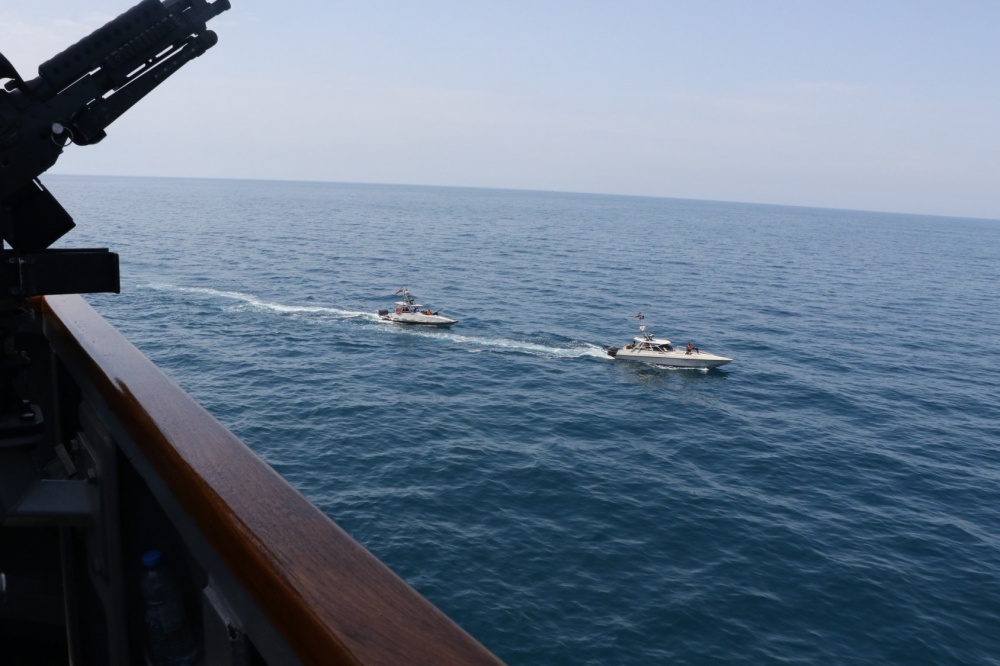 11 IRGCN Boats "Harassed" 6 U.S. Warships In Persian Gulf