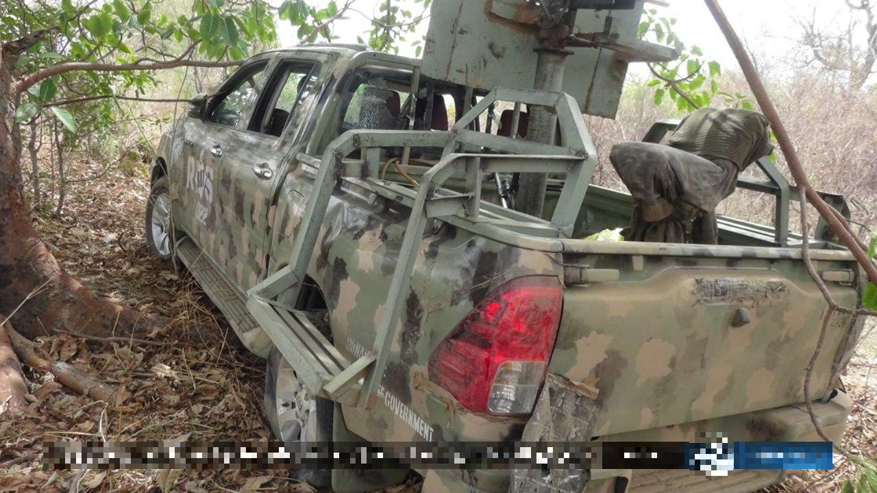 ISIS Terrorists Ambush Nigerian Army Convoy, Capture Several Vehicles (Photos)