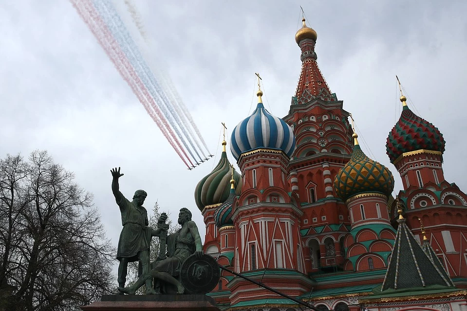 Russia's 75th Victory Day Parade To Only Feature Air Show