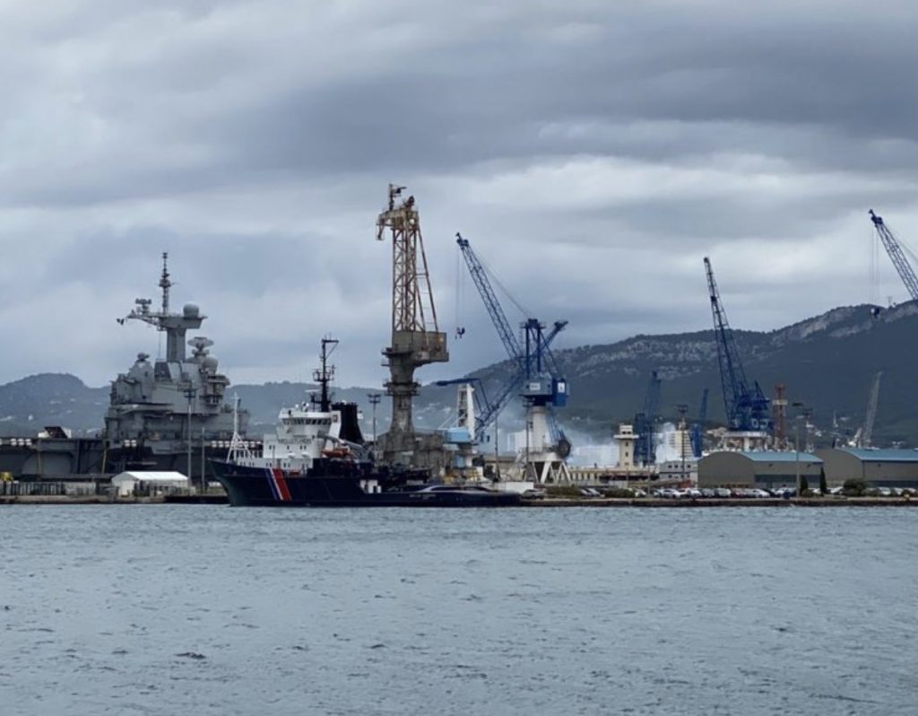 Fire Breaks Out On Board Of French Navy Nuclear Submarine (Video)