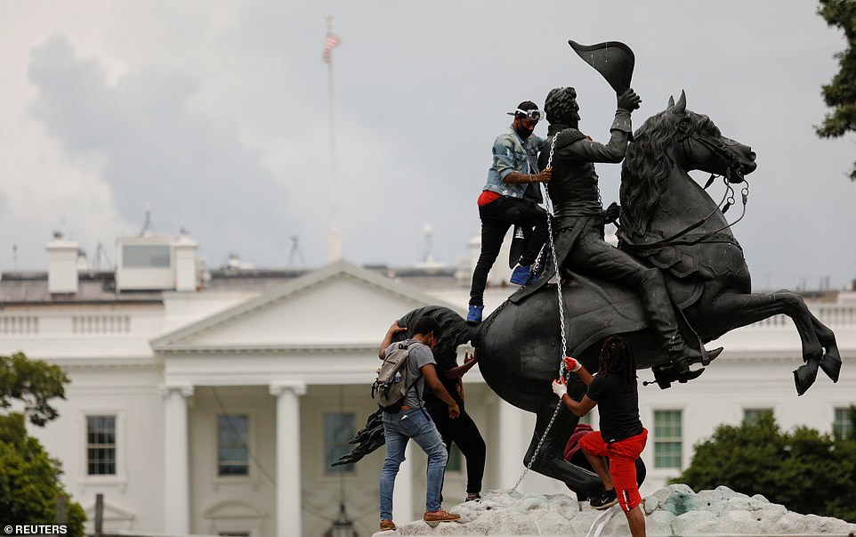 Protesters Attempt To Tear Down Andrew Jackson Statue, Establish Autonomous Zone In Washington