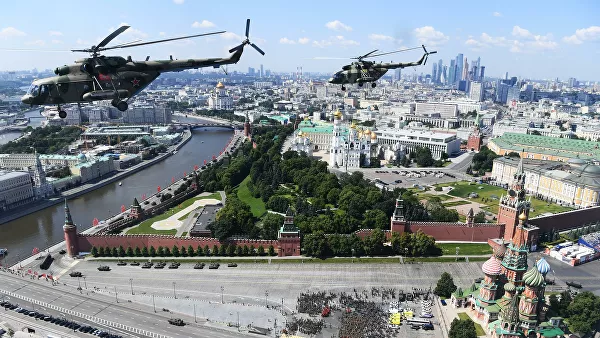 Russia Holds 75th Victory Day Parade, After A Delay, With Guest Troops From 13 Countries