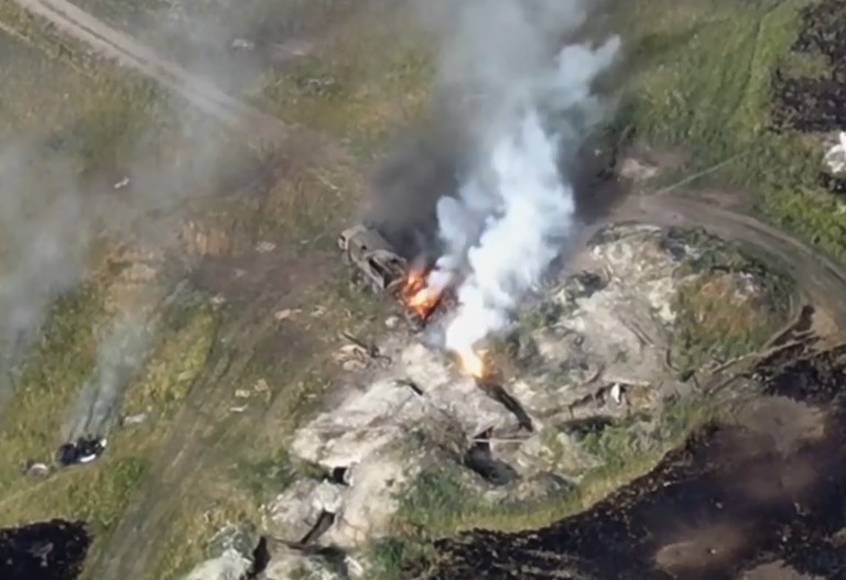 Kiev Releases Video Showing Heavy Strikes On Positions Of DPR Forces