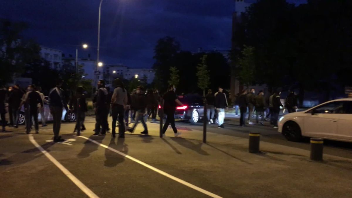 Clashes Between Chechen And Arab Gangs In France, Speeding Car Flipped Over