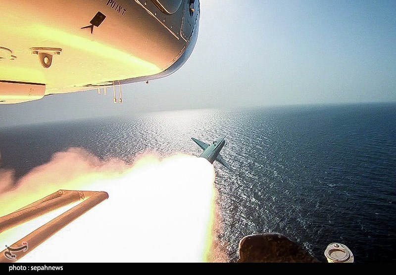 IRGC Simulates Attack On US Aircraft Carrier In Large-Scale Drills In Persian Gulf (Videos, Photos)