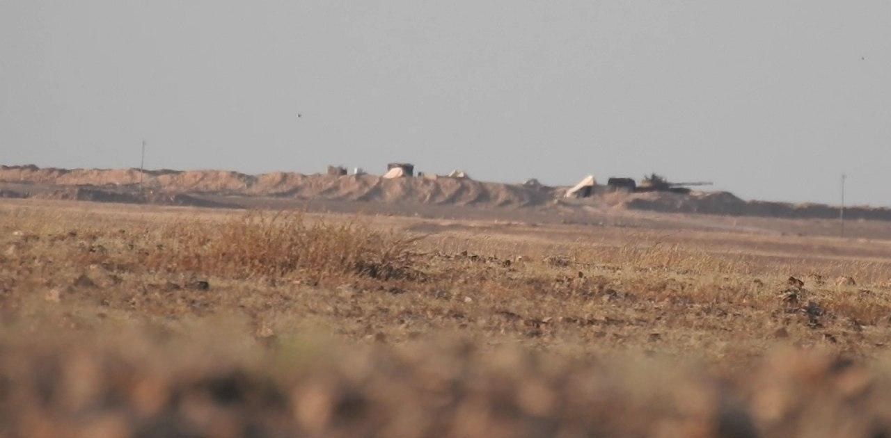 ISIS Terrorists Destroyed Syrian Army Tank In Deir Ezzor With Guided Missile (Photos)