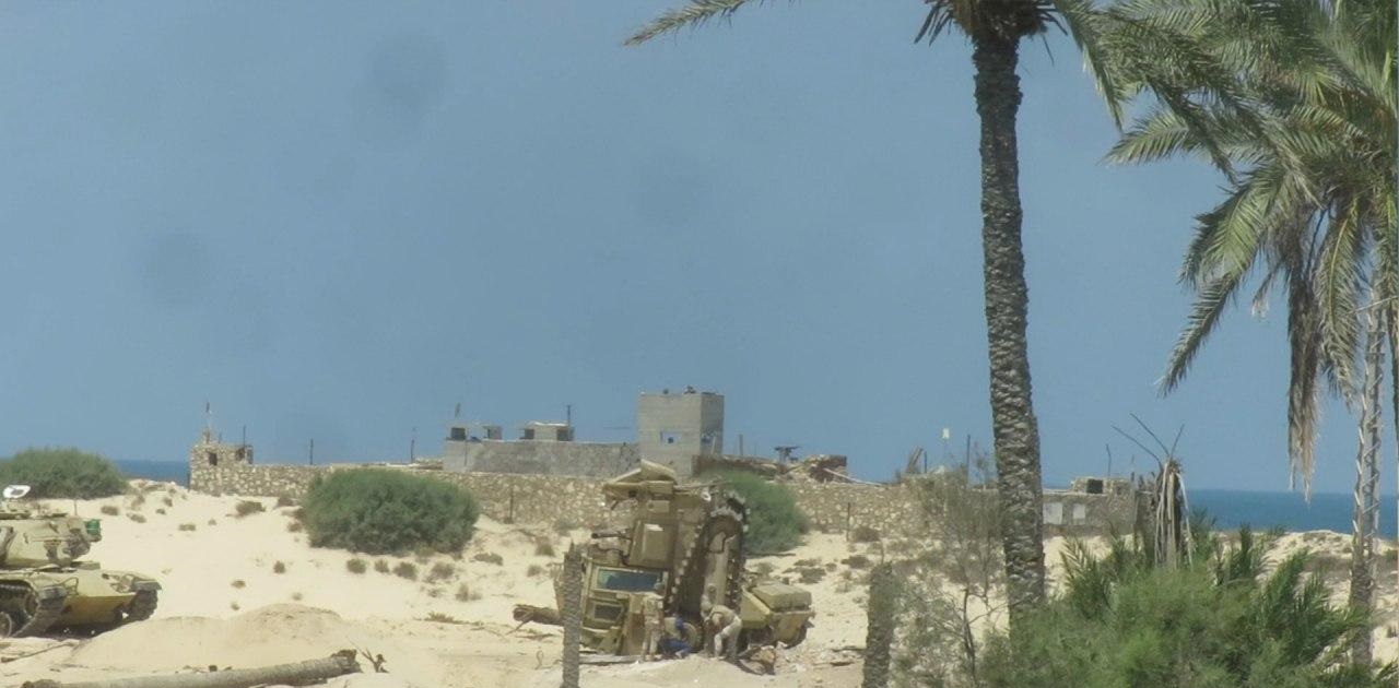 ISIS Terrorists Ambushed Egyptian Troops In Northern Sinai (Photos)