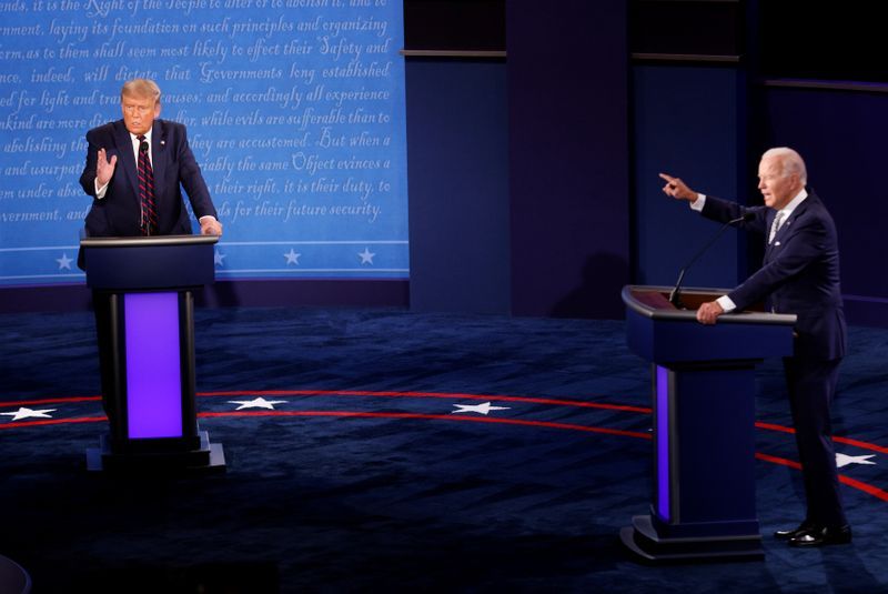 First US Presidential Debate Degenerates Into Unruly Slanging Match