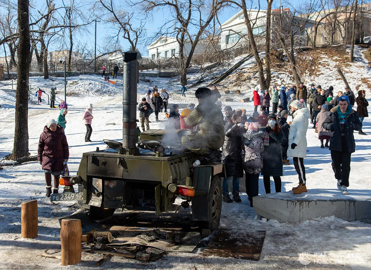 Freak Ice Storm Leaves Russia's Far East City Of Vladivostok Without Power (Photos, Videos)