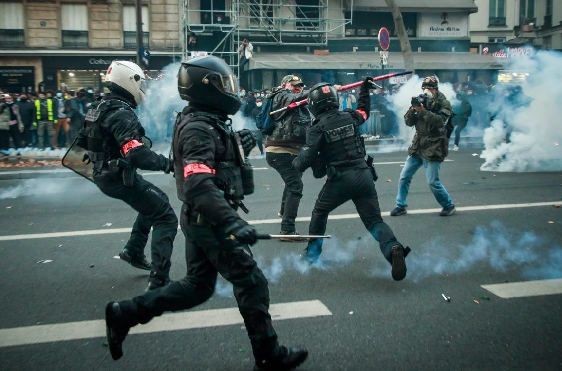 US-styled Chaos In France: Protests Against Security Law And Police Brutality Turn Paris Into Battle Zone