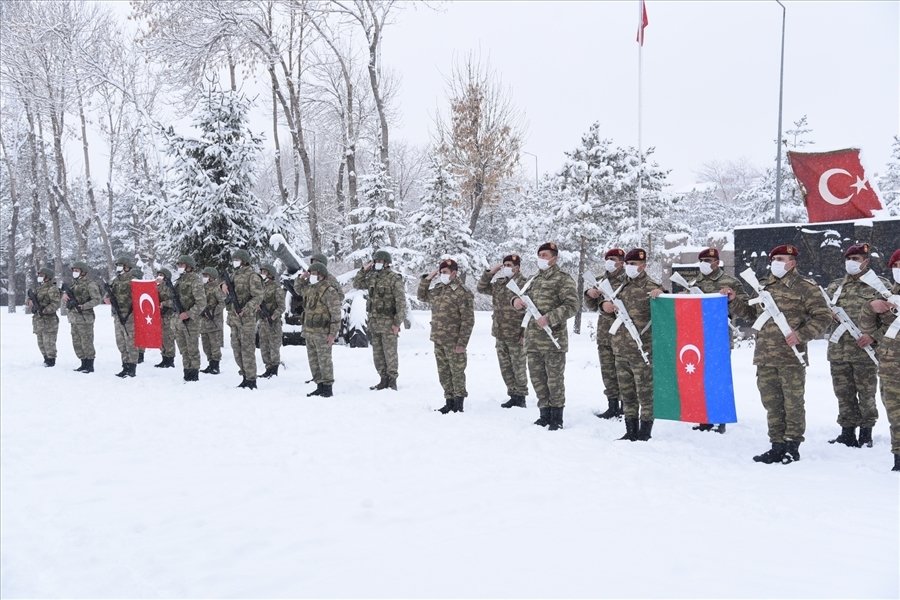 Turkey And Azerbaijan To Hold Large-Scale Winter Military Drill Near Armenia's Border