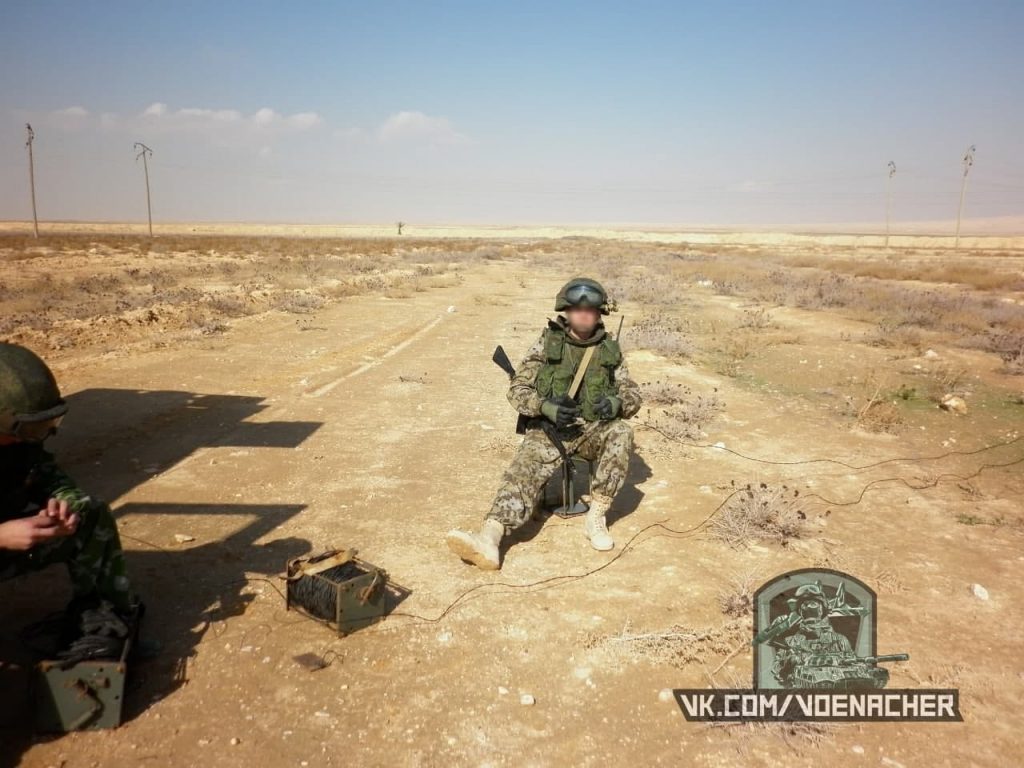 Photos Show Russian Troops During Clashes With ISIS In Countryside Of Palmyra In Syria In 2015