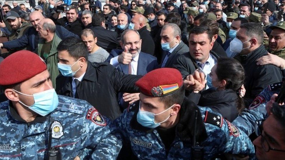 Pashinyan Clings To Power And Claims "Military Coup" As Army Demands His Resignation