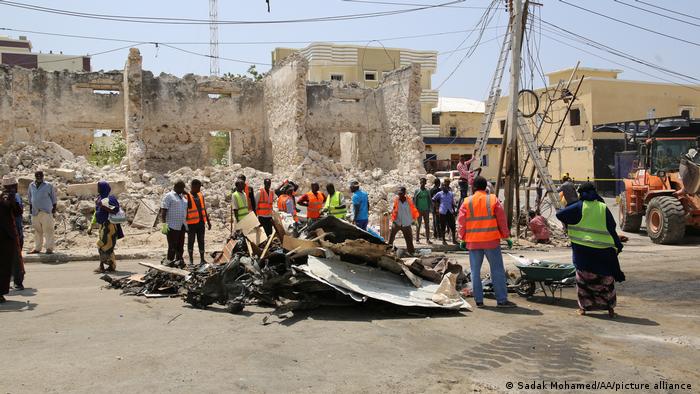 At Least 3 Dead In Car Bomb Attack On Somalian Parliament Building Compound (Map Update)