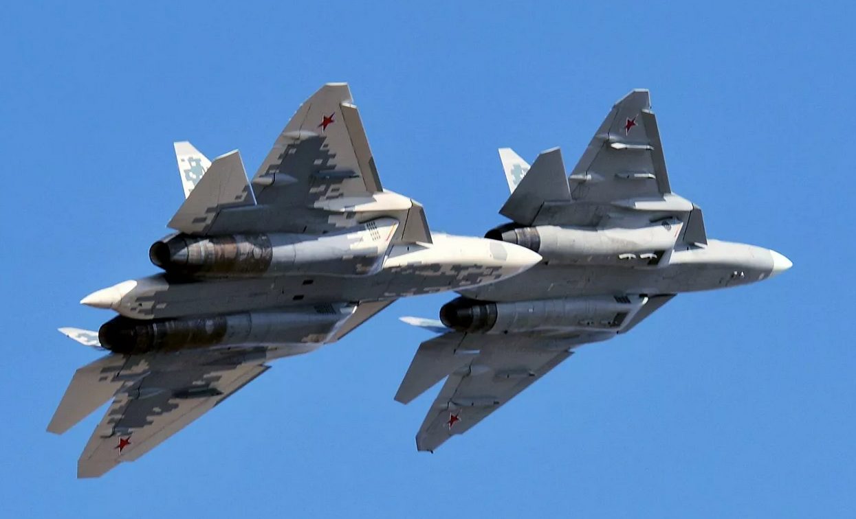 Russia's Su-57 5th-Gen Fighter Jet Performed Tests With Mock-Up Of New Hypersonic Missile