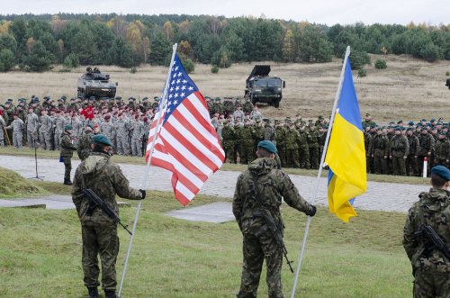 U.S. Instructors Spotted On Donbass Frontlines: Report