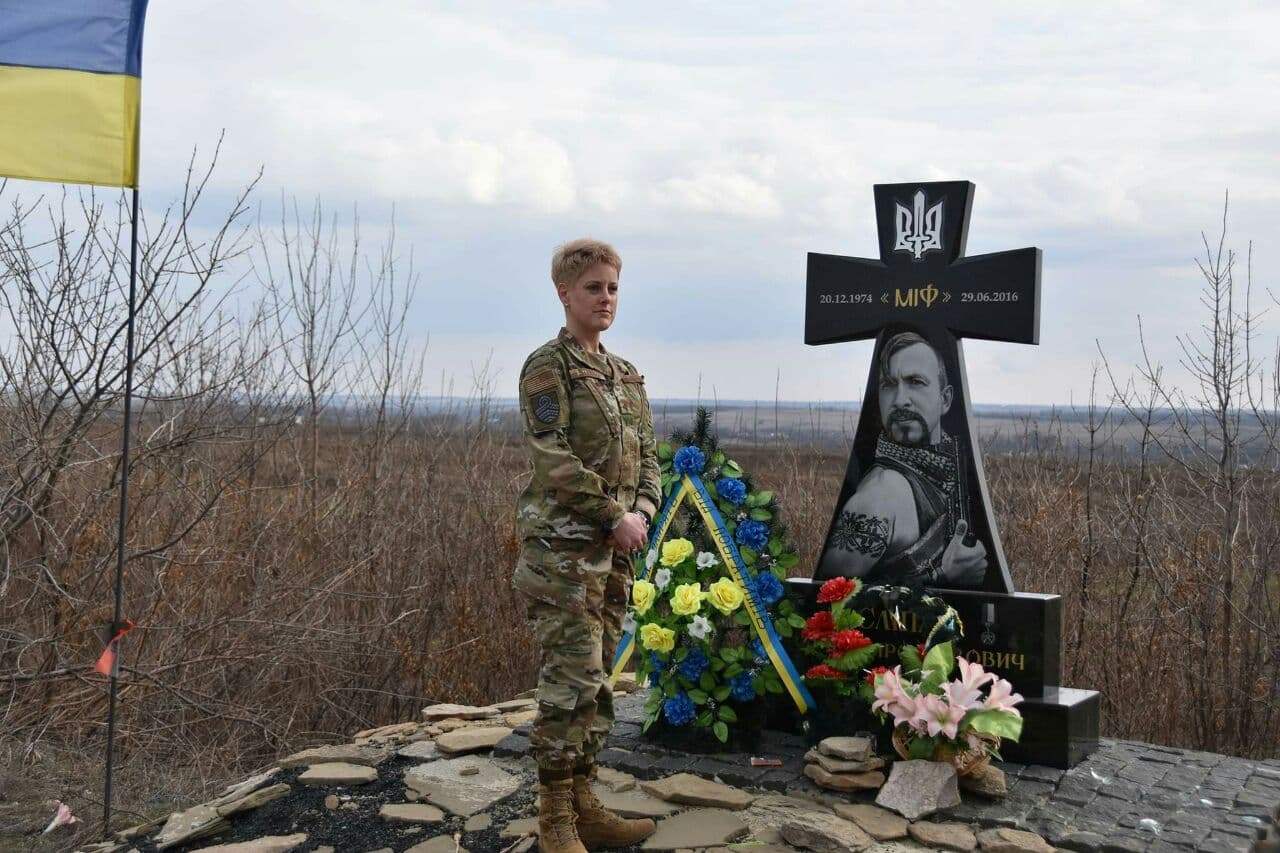 Ukraine Or Death: US Delegation Came On Donbass Frontlines Under Nazi Flags