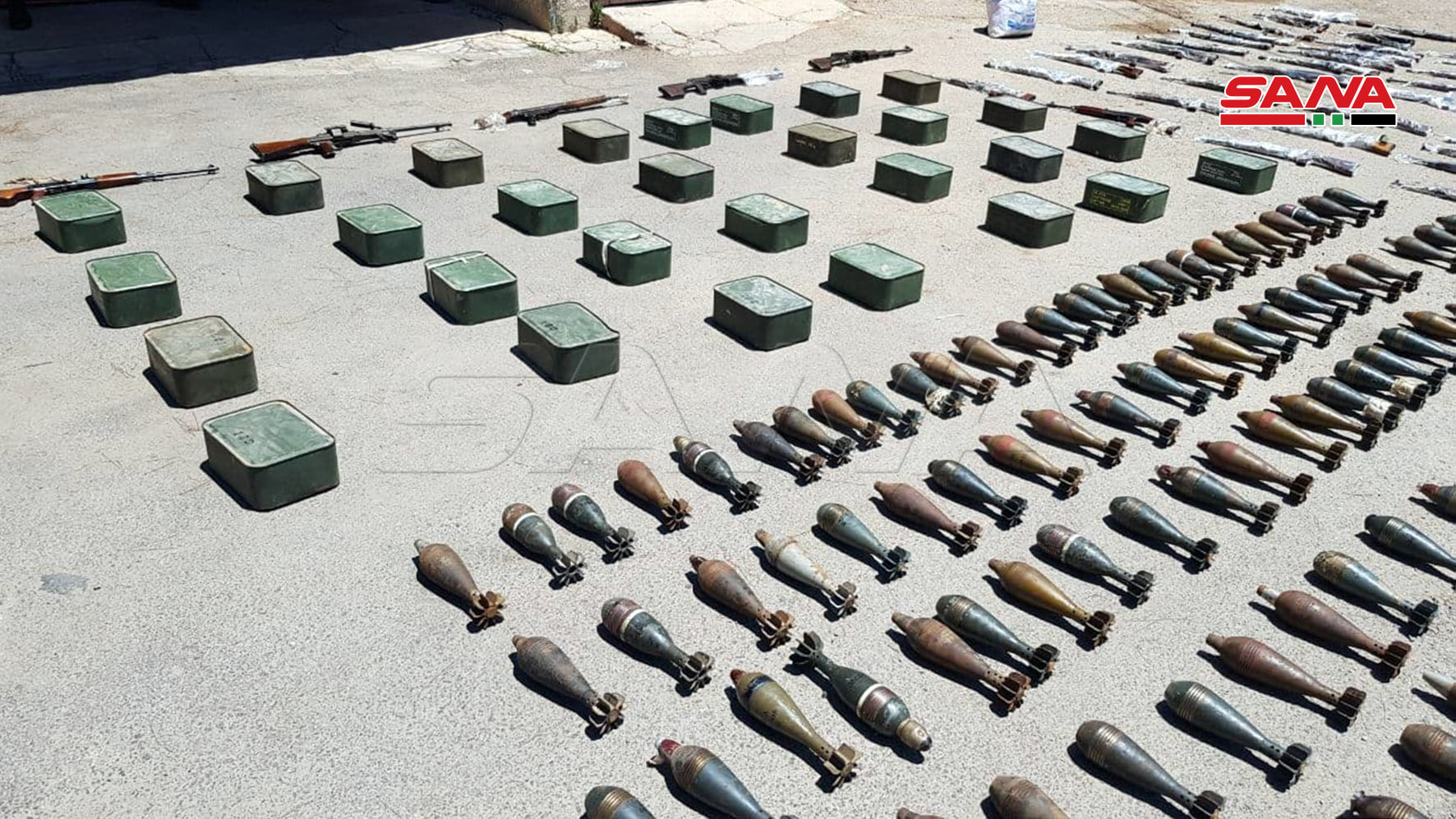 Syrian Authorities Uncovered Loads Of Weapons Left Behind By Militants In Homs (Photos)