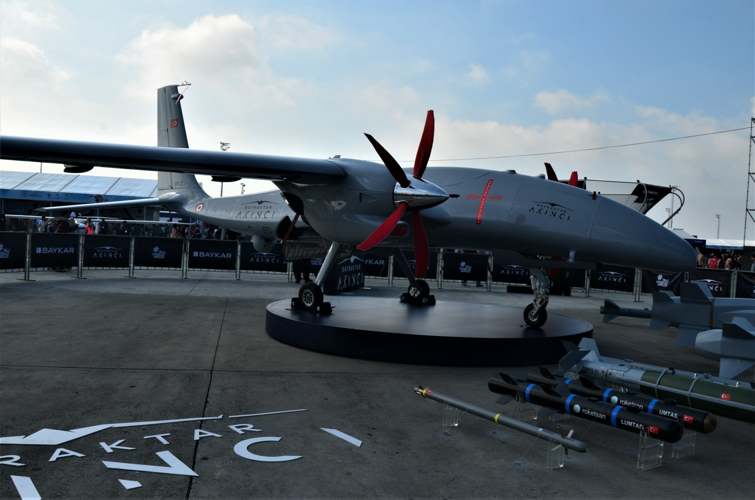 Turkey's Bayraktar Akıncı Drone Spotted With Heavy Guided Bomb (Photos)