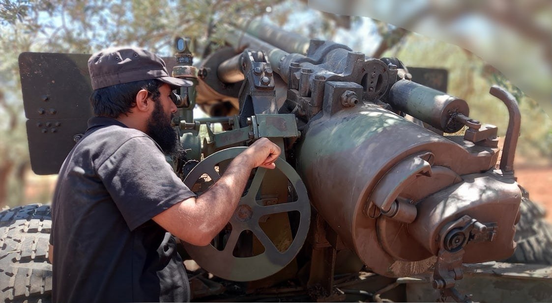 In Video: Hay’at Tahrir Al-Sham Shelling Government-Held Towns In Greater Idlib With Improvised Rockets, Artillery