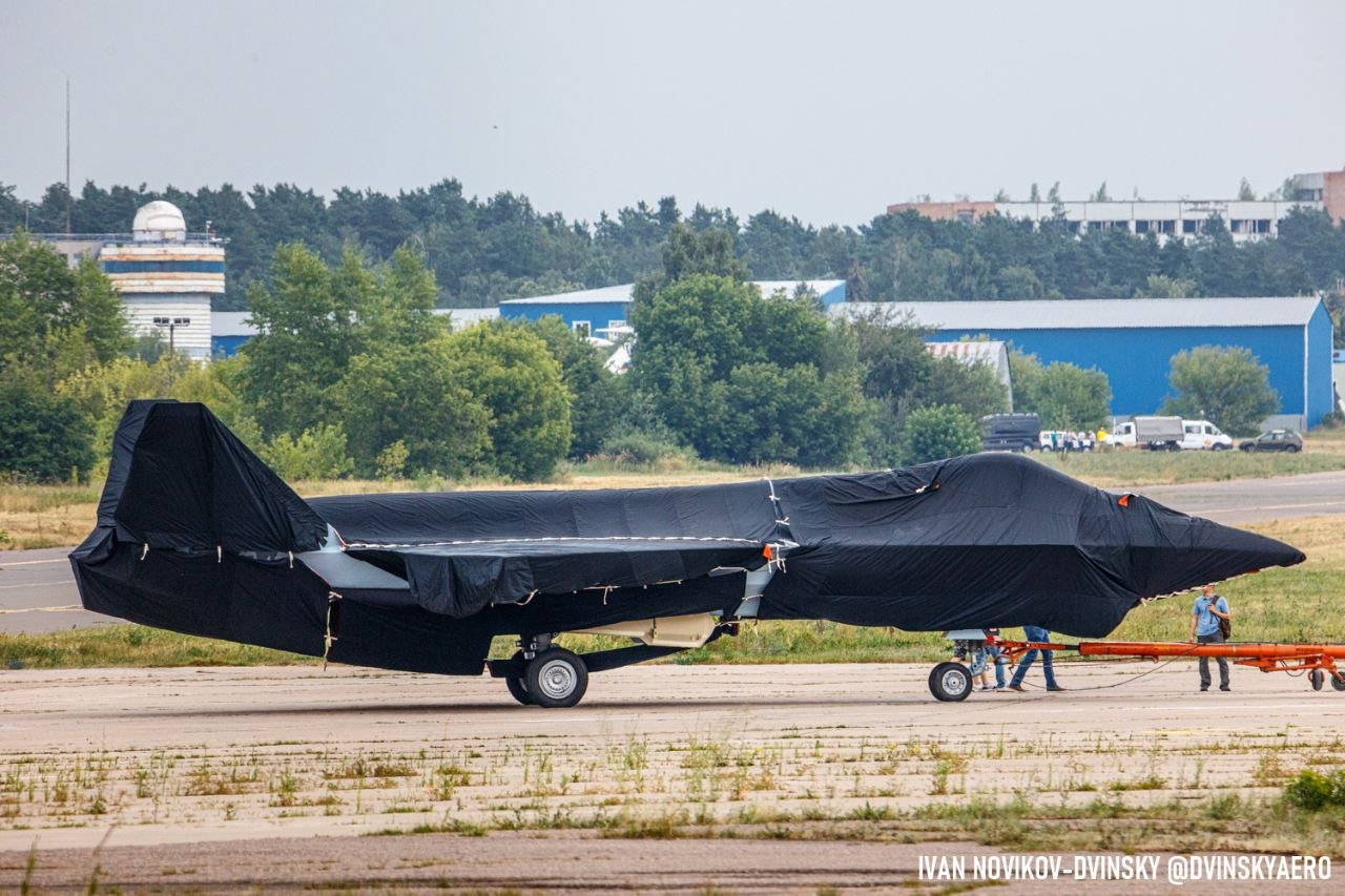 Leaked Footage Provides First Look At Russia’s New Stealth Fighter Jet