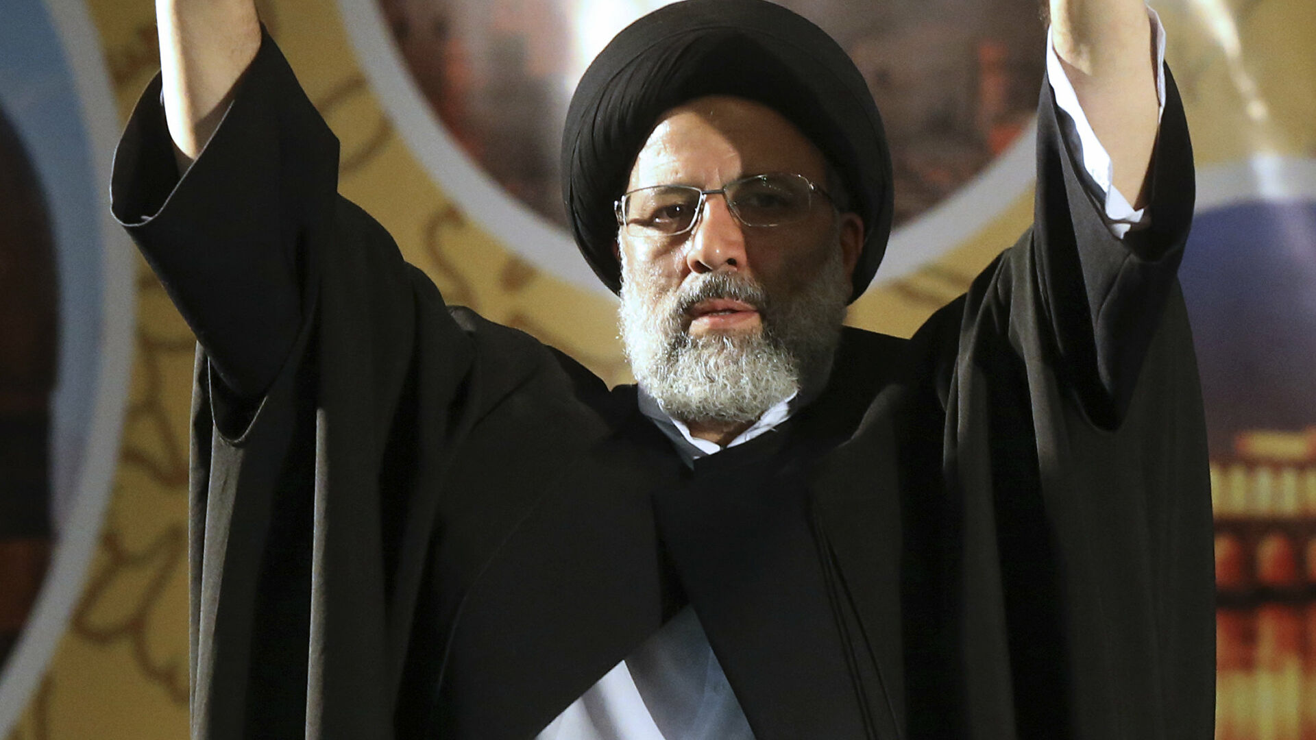 Iran's New Hardline President Sworn In, Vows 'Resistance' To "Arrogant" West