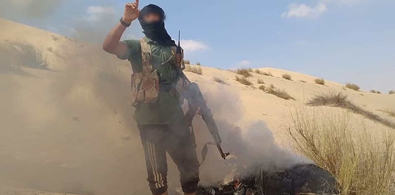 ISIS Terrorists Burned Down Egyptian Military Drone That Crash Landed In Sinai (Photos)