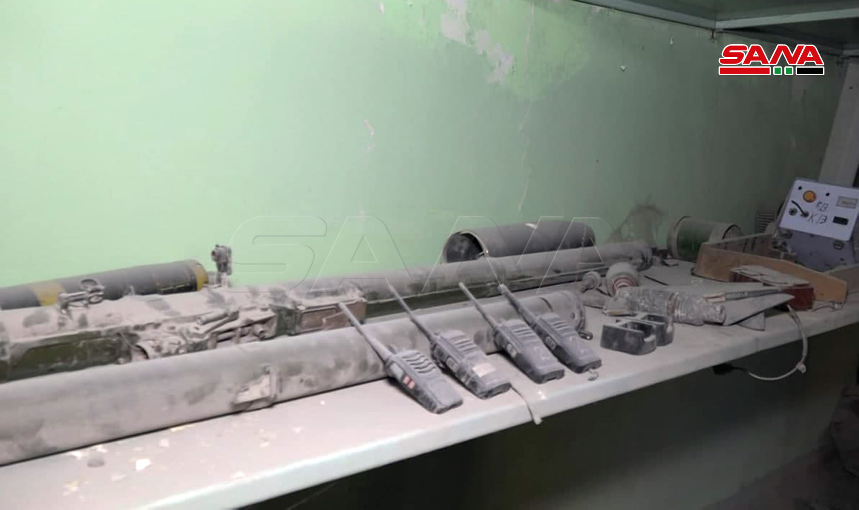 Syrian Army Uncovers Anti-Aircraft Missiles Left Behind By ISIS In Deir Ezzor City (Photos)