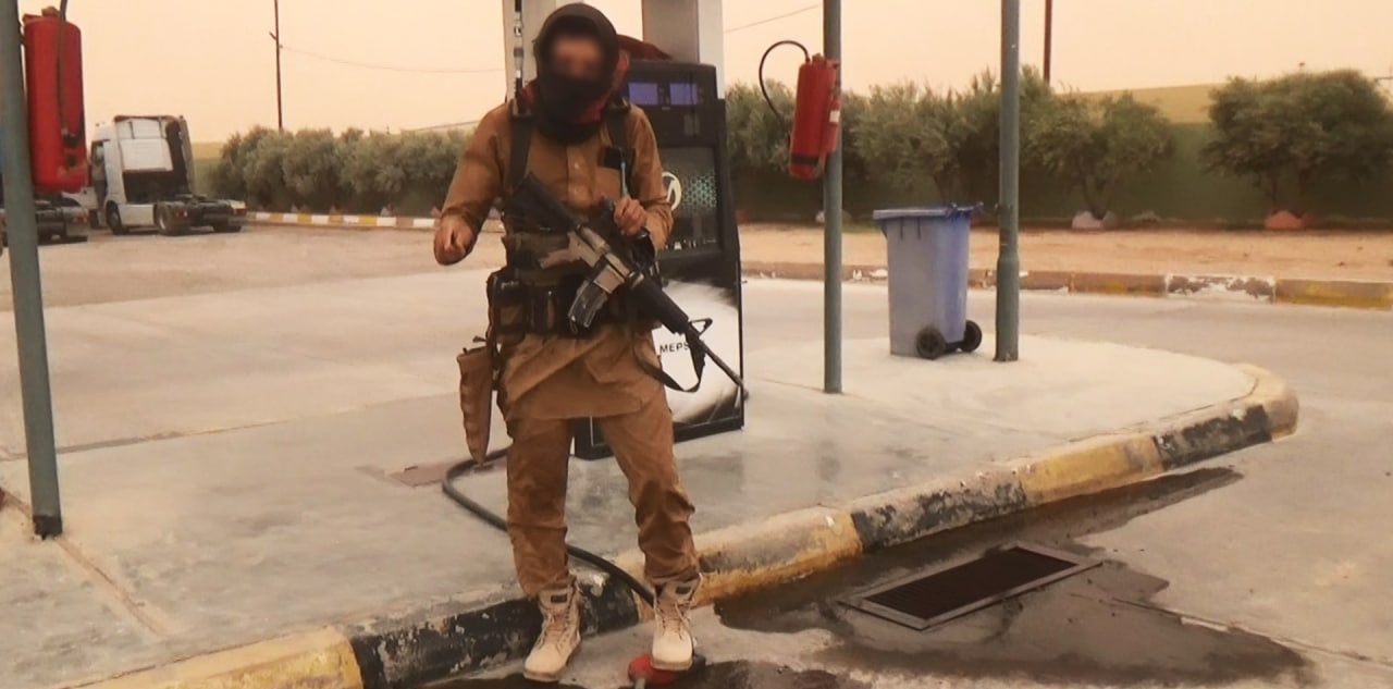 ISIS Continues To Expand Its Influence Along Strategic Western Iraq Highway (Photos)