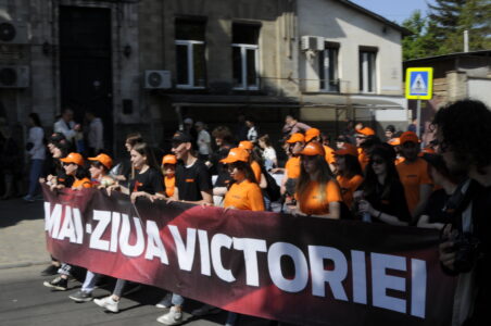 In Photos: In Moldova, A March For Victory… A March For Peace!