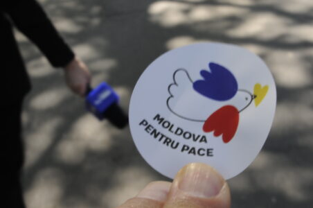 In Photos: In Moldova, A March For Victory… A March For Peace!