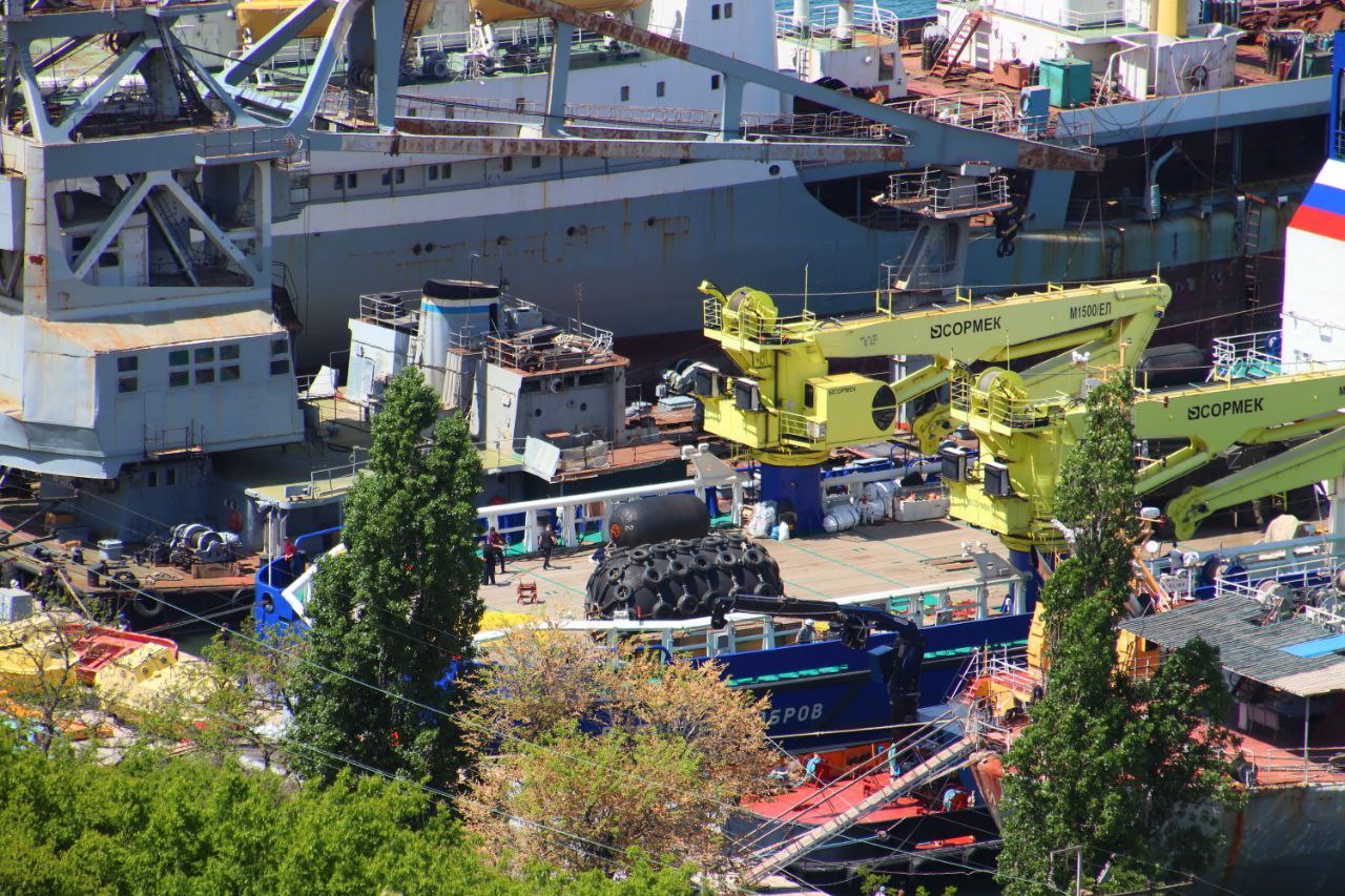 Russian Navy Support Vessel Vsevolod Bobrov Was Not Hit As Claimed By Ukrainian Sources (Photos)