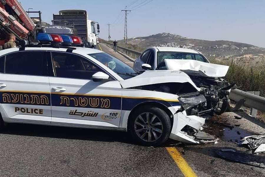 West Bank: Palestinian Shot Dead After Ramming Police Vehicle With His Car