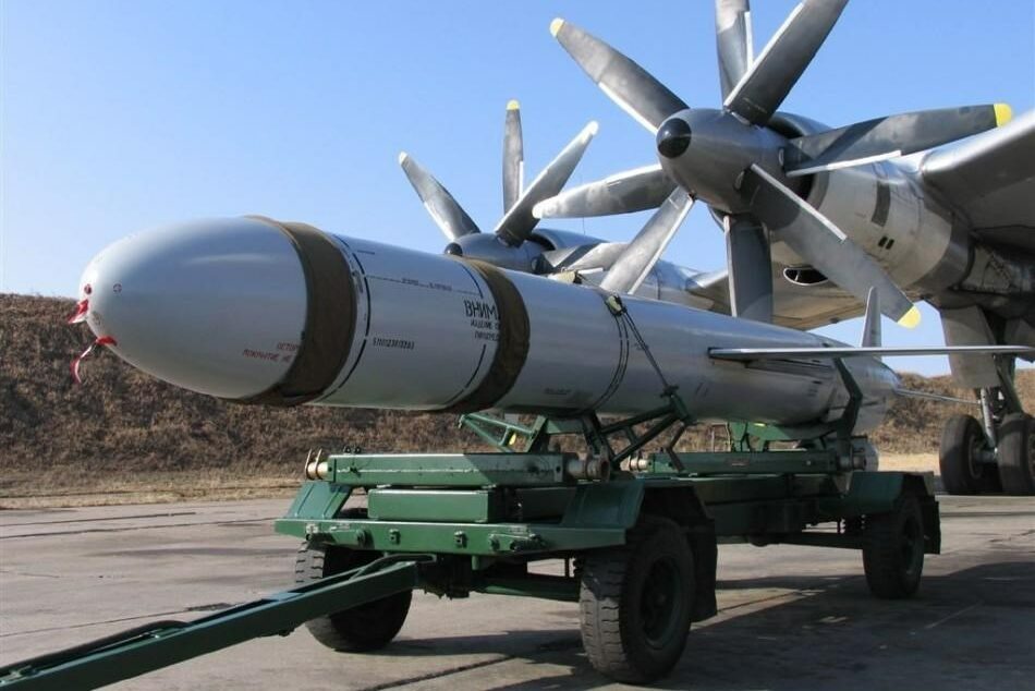 The Russian Army Is Still Using Soviet Missiles As Decoys To Confuse Ukrainian Air Defense